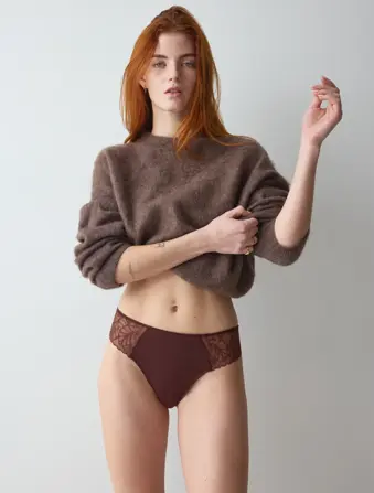 PRETTY MODAL