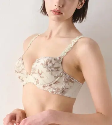 フロラーレ バイ トリンプ616 ブラジャー