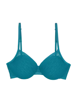 TRIUMPH SIGNATURE SHEER