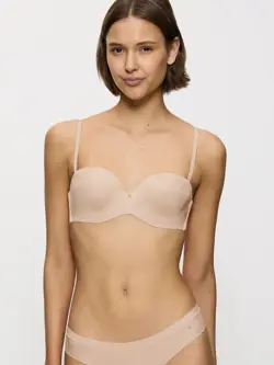 BODY MAKE-UP ESSENTIALS