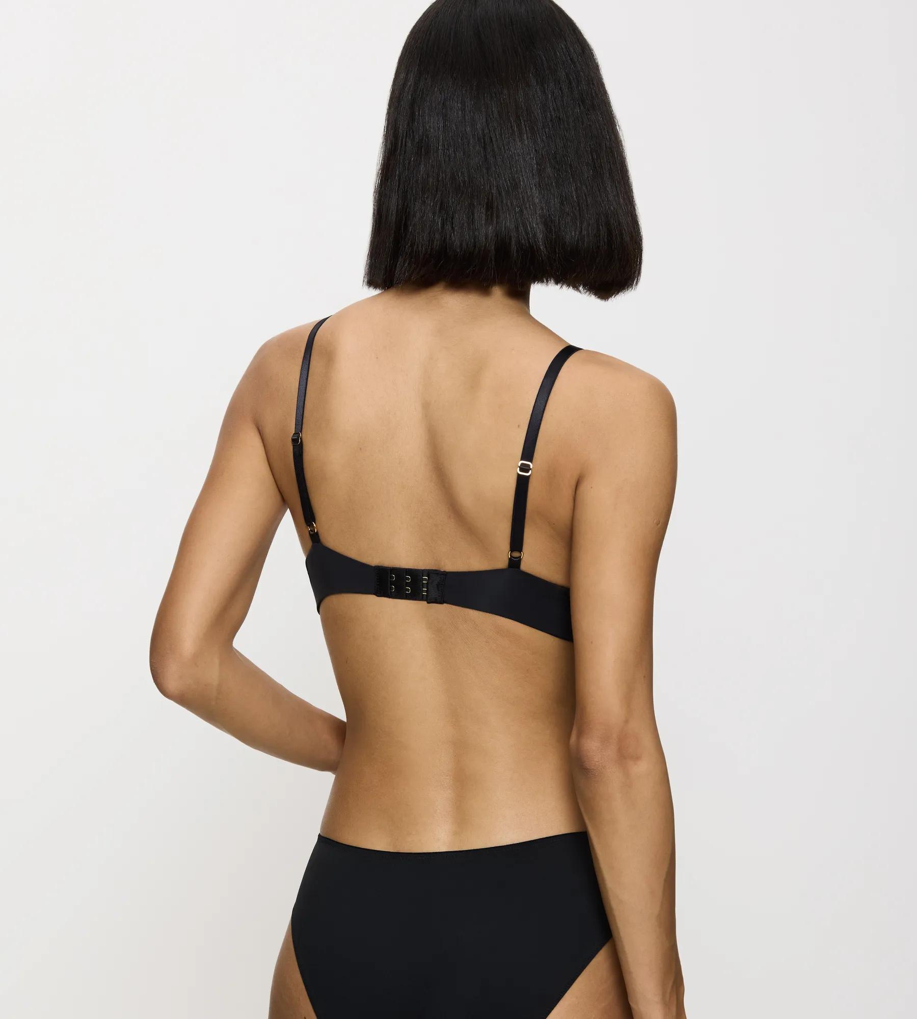 Body Make-Up Essentials W Bra Image 1
