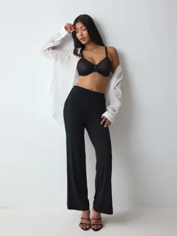 TRIUMPH SIGNATURE SHEER