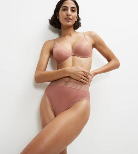 TEMPTING SHEER in BRAUN