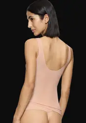 BODY MAKE-UP ILLUSION