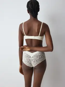 BODY MAKE-UP ILLUSION LACE