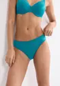 TRIUMPH SIGNATURE SHEER