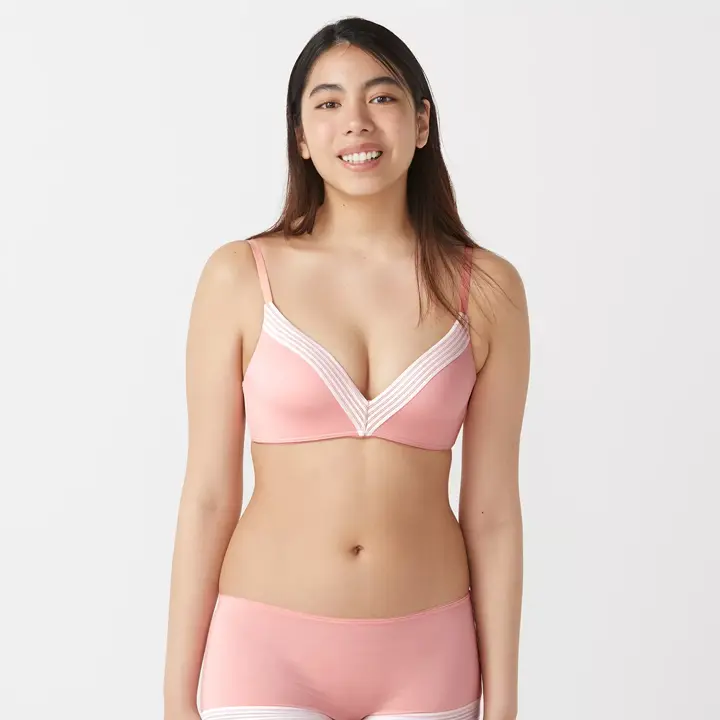 スロギー ワオ エンブレイス ノンワイヤーブラジャー HU【一部カラーSALE】, , model image number 1