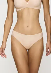 BODY MAKE-UP ESSENTIALS