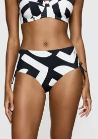 SUMMER ALLURE