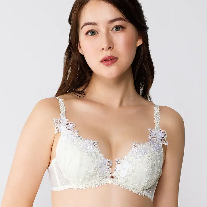 フロラーレ バイ トリンプ518 ブラジャー, ホワイト, model image number 0