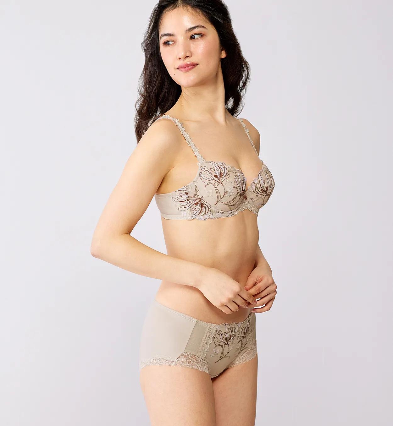 SALE】フロラーレ バイ トリンプ4000 レギュラーショーツ FL4000 Hikini OUTLET ショーツ  ,[M]：87-95cm,[L]：92-100cm,ポリエステル、ポリウレタン、裏打：綿100％、ポリエステル、ナイロン、その他、メッシュ部：ナイロン、ポリウレタン  | 【公式】トリンプ・オンライン 