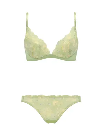 Daily Plus 胸元ぴったりブラ ブラ＆ショーツセット