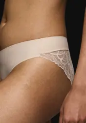 BODY MAKE-UP ILLUSION LACE