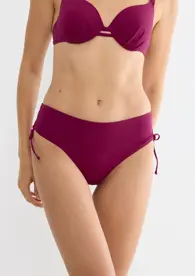 SUMMER ALLURE