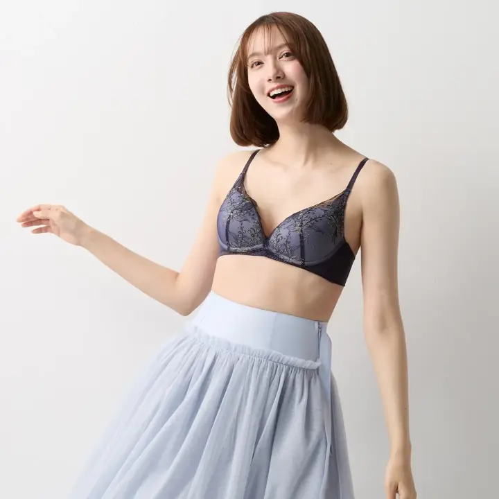 夢みるブラ ノンワイヤー ブラジャー レインボーリリー, ブルー, model image number 1