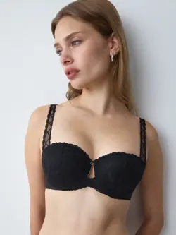 BODY MAKE-UP ILLUSION LACE