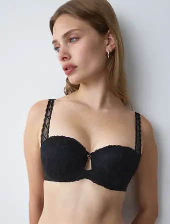 BODY MAKE-UP ILLUSION LACE