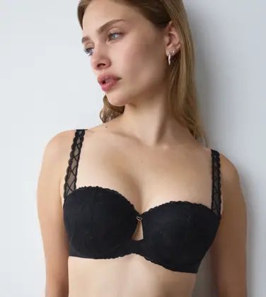 BODY MAKE-UP ILLUSION LACE