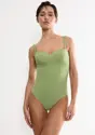 SUMMER ALLURE