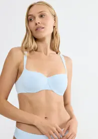 BODY MAKE-UP ILLUSION