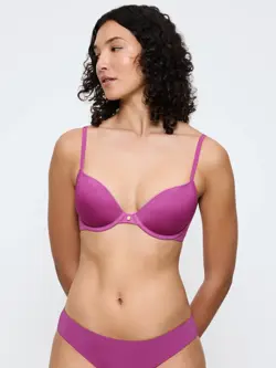 BODY MAKE-UP ESSENTIALS