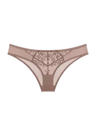 AMOURETTE BERRY