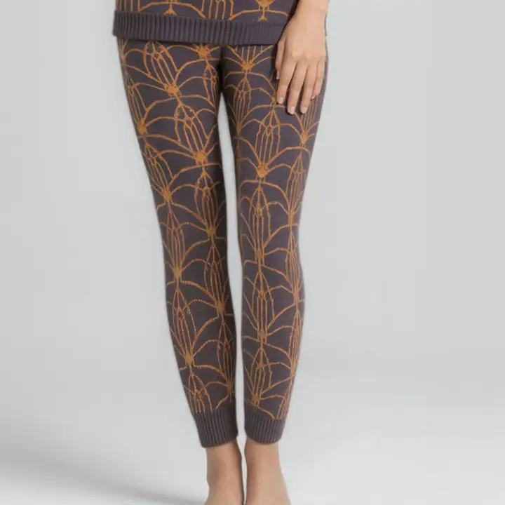 スロギー “ほっ”とアイテム(ニット柄)  9分丈ニットパンツ, グレー, model image number 0