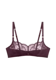 LOVE IN LACE