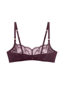 LOVE IN LACE