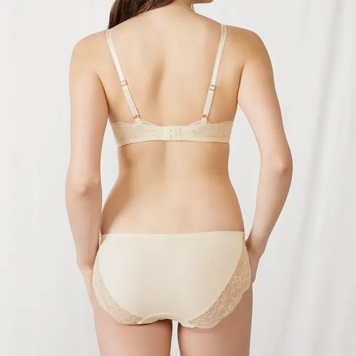 フロラーレ リュクス5010 レギュラーショーツ【一部カラーSALE】, ベージュ, model image number 2