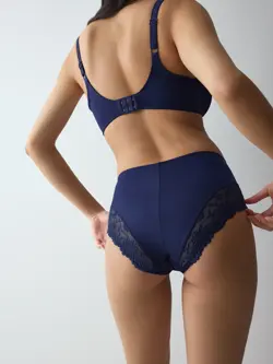 LADYFORM SOFT