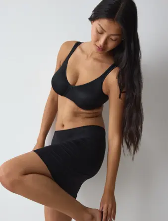 BODY MAKE-UP