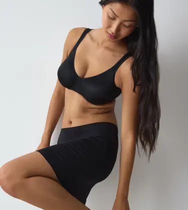 BODY MAKE-UP