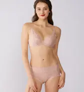 トリンプ プレミアム ゴールドレーベル4000 はきこみ深めショーツ【一部カラーSALE】, ピンク, model image number 1