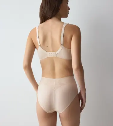BMU ILLUSION CURVE