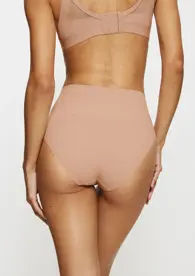 TRIUMPH SOFT SCULPT
