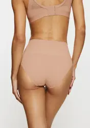 TRIUMPH SOFT SCULPT