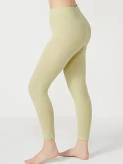 スロギー ホイップタッチ 9分丈ニットパンツ