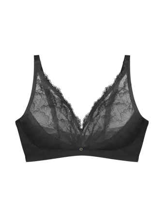 LOVE IN LACE