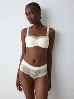 BODY MAKE-UP ILLUSION LACE