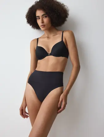 TRIUMPH SOFT SCULPT