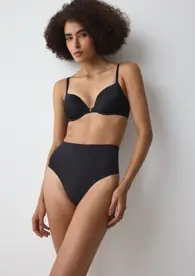 TRIUMPH SOFT SCULPT