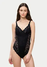 AMOURETTE 300