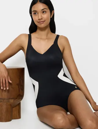 SUMMER ALLURE