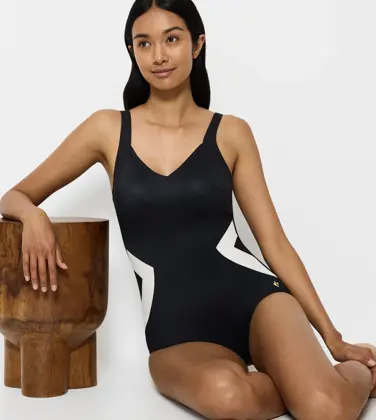 SUMMER ALLURE