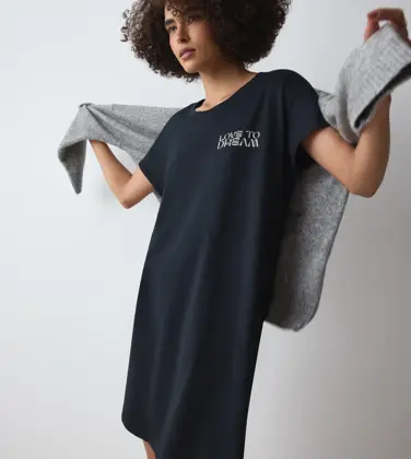 NIGHTDRESSES