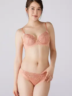 レッドレーベル バイ トリンプ0125  ブラジャー