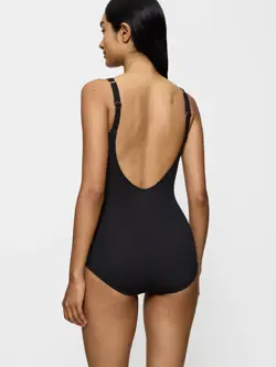 SUMMER ALLURE