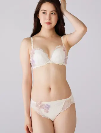 フロラーレ バイ トリンプ 519 ブラジャー1
