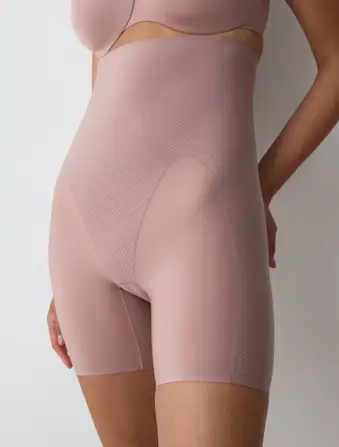 BMU ILLUSION CURVE